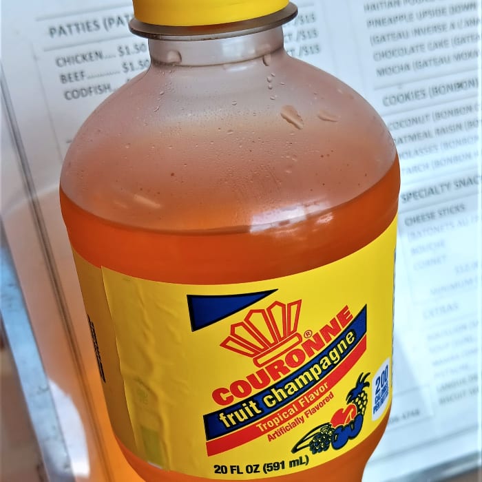 Champagne Cola (Soda Couronne).