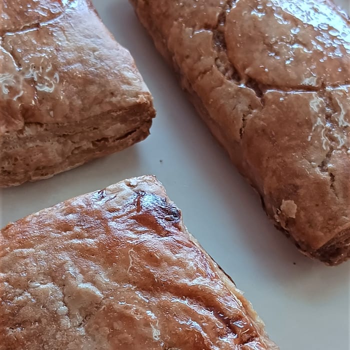 Dozen Guava Patties (Pâté Goyave).