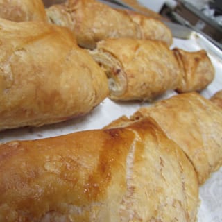 Dozen Herring Patties (Pâté au Hareng Fumé)