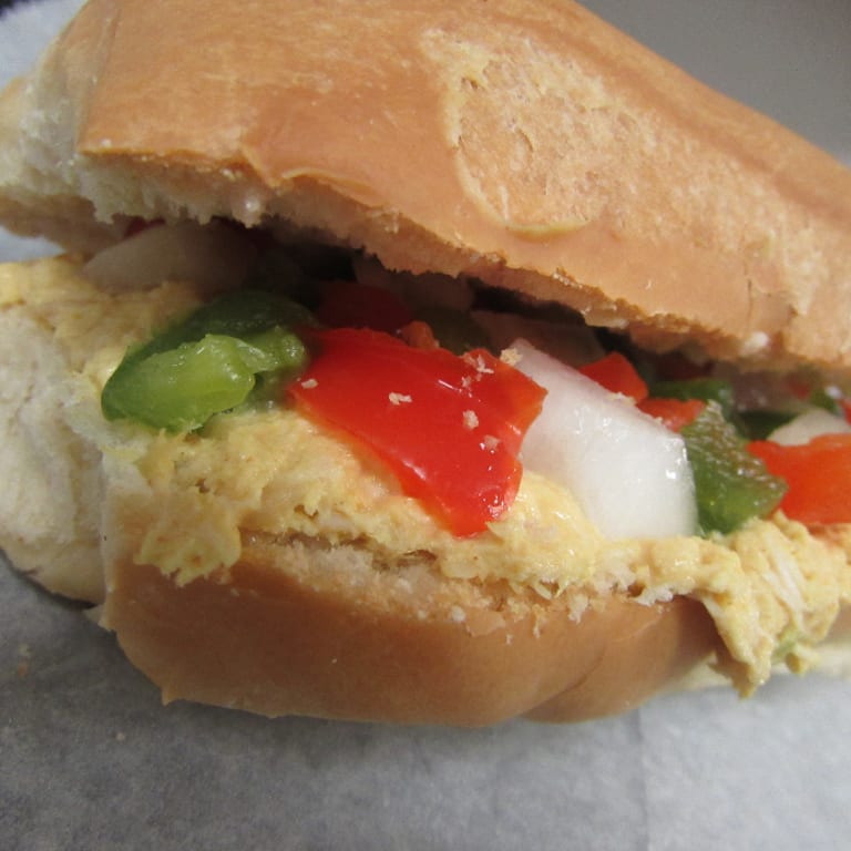 Delicious Chicken Sandwiches: A Must-Try!